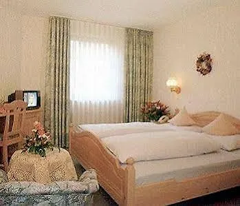 Spundloch- das Hotel&Weinrestaurant Veitshöchheim Gasthof